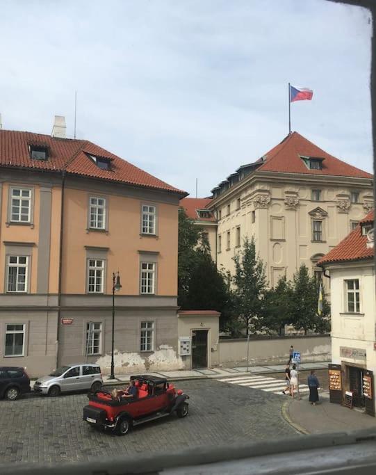 Hradcany Apartment With Green Energy Prag Eksteriør billede
